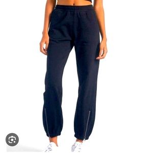 Elan Tomi  Black Joggers